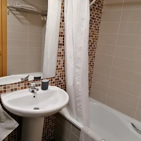 Isla De Cuba 2*k. - Colombres